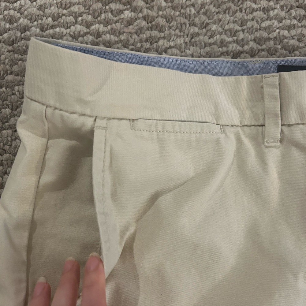 Tommy Hilfiger Men's Cream Chinos - Picture 4 of 7
